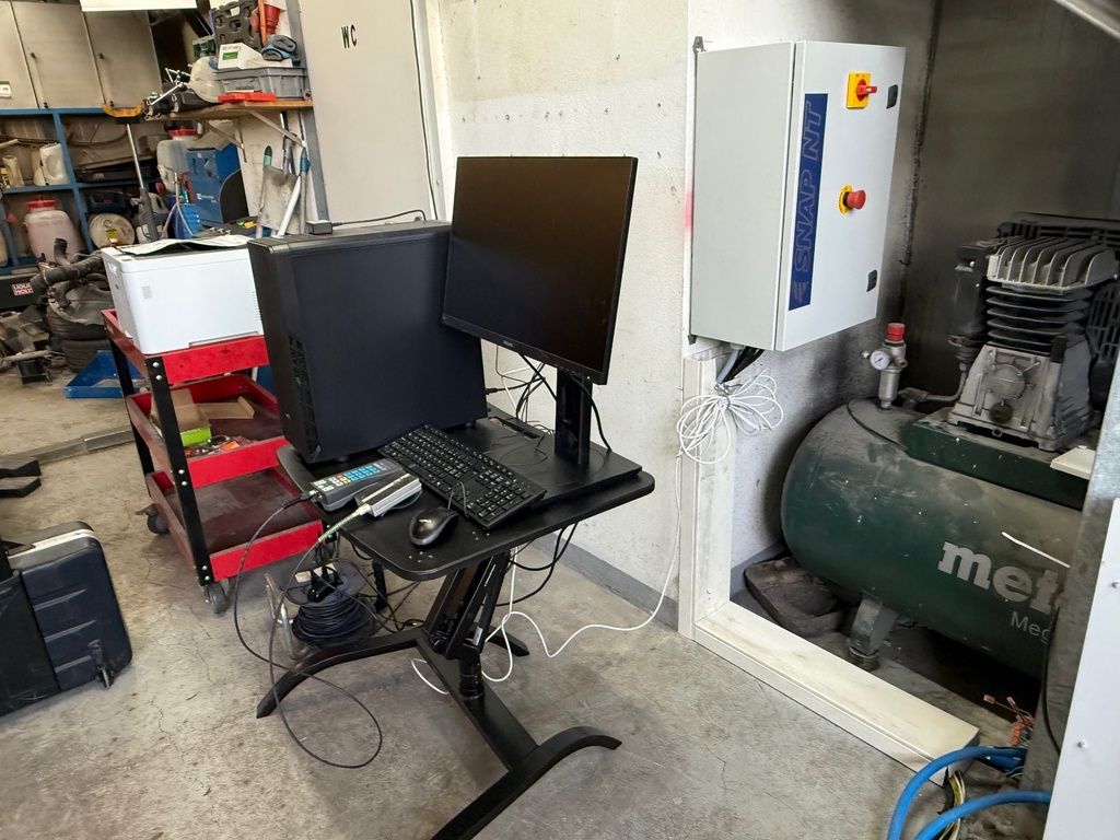 Ordinateur gérant les tests