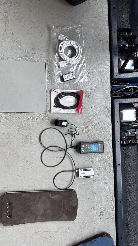 Télécommande, pédale et autres