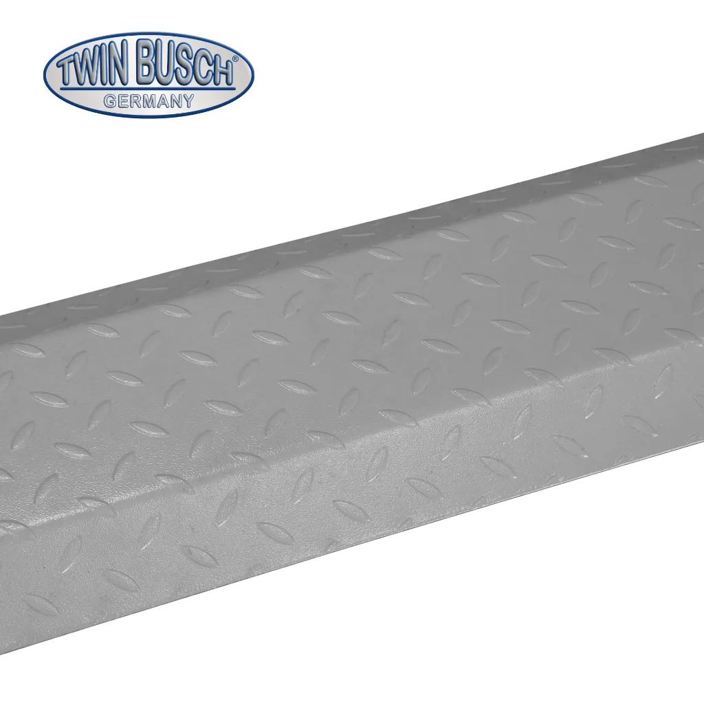 Flat drive-over plate