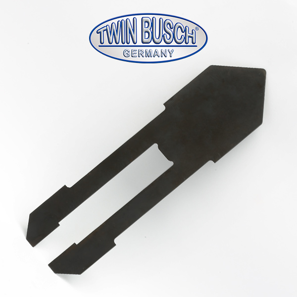 [E-RMO0035] Slide plate under clamping jaws for TWX-98 (dimensions approx. 225 x 65 mm)